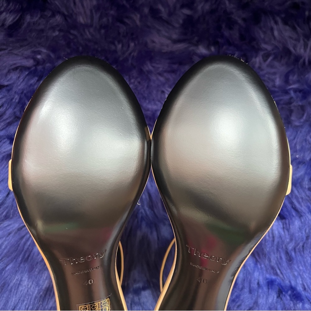 New! THEORY Glossy Patent Strappy Heeled Sandals - Picture 12 of 13